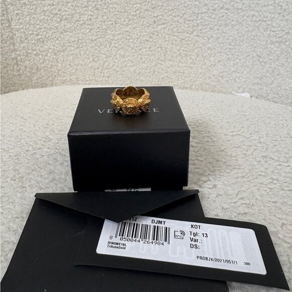 Versace Tribute Medusa Ring Size 6 - Picture 2 of 6